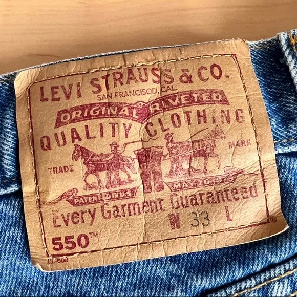 Levi’s Vintage 550 Relaxed Fit cut off shorts Size 33 - Picture 7 of 7